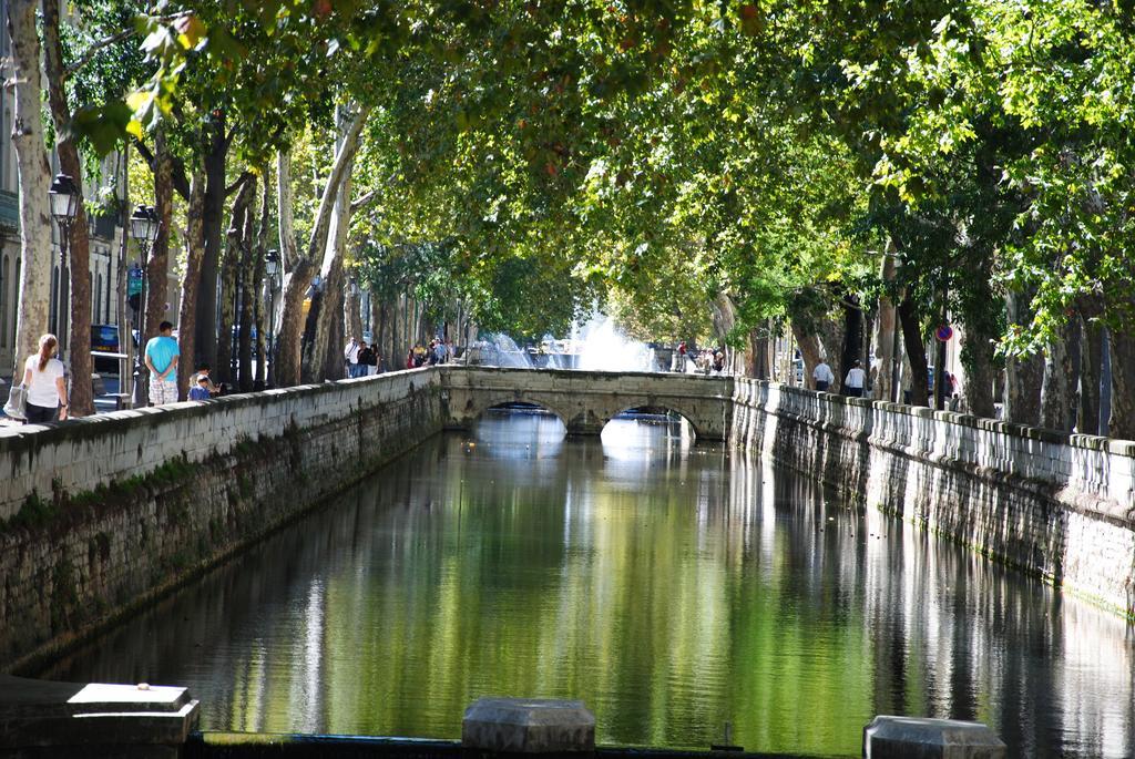 Kyriad Nimes Centre Exterior photo